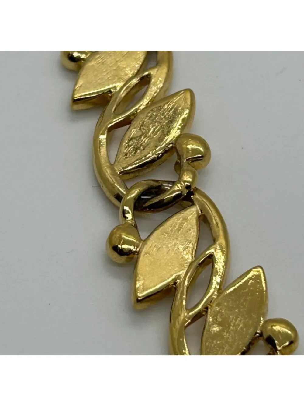 Vintage Trifari Enamel Choker Necklace Gold Tone Leaf Cream 1980s Statement